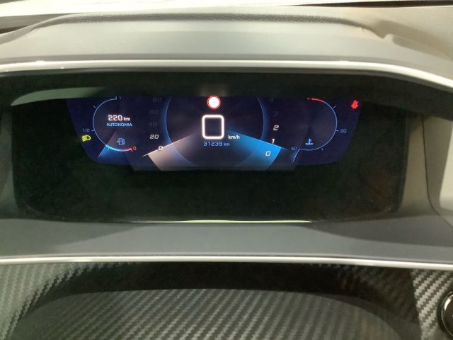 PEUGEOT 2008 usata, con Fari LED