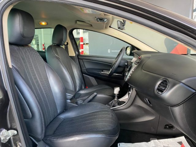 LANCIA Delta usata, con Lettore CD