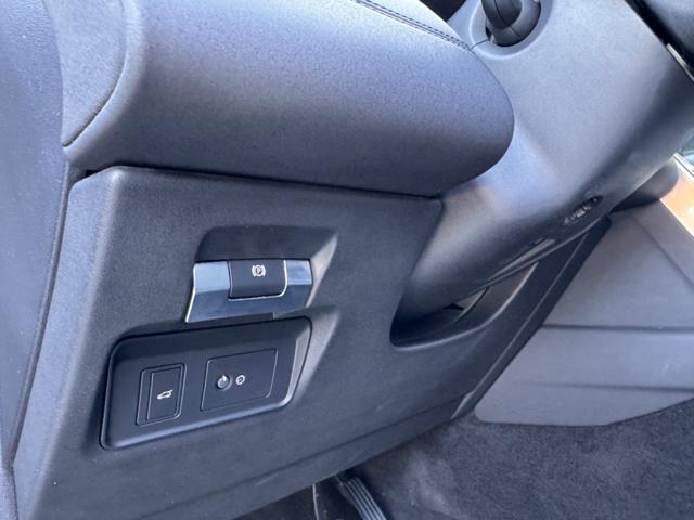 LAND ROVER Discovery Sport usata, con Bluetooth