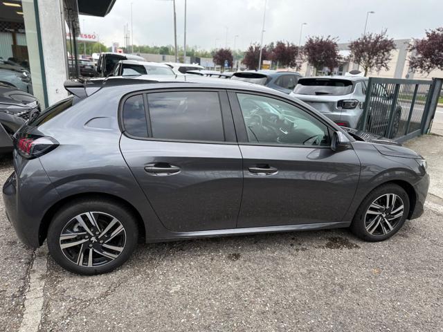 PEUGEOT 208 usata, con USB