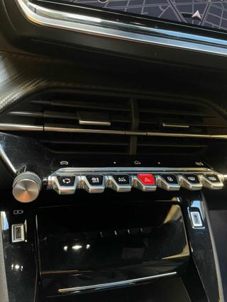 PEUGEOT 208 usata, con Park Distance Control