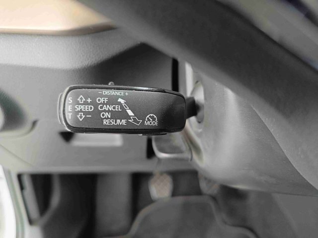 SKODA Kamiq usata, con Autoradio digitale