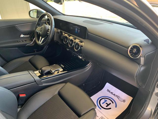 MERCEDES-BENZ A 200 usata, con Volante in pelle