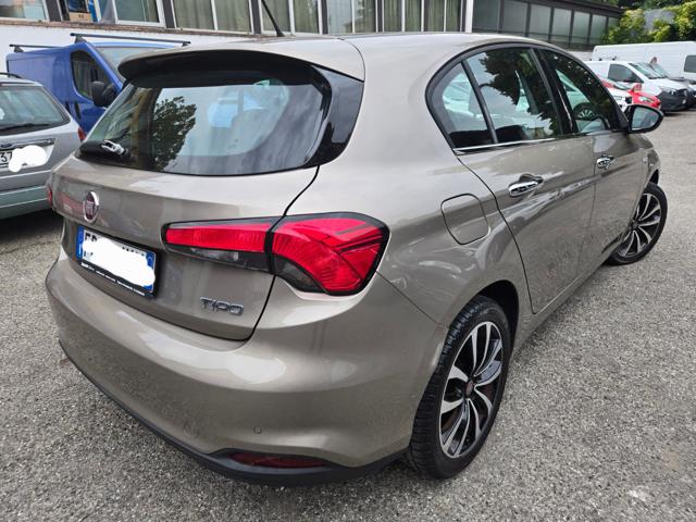 FIAT Tipo usata, con Airbag