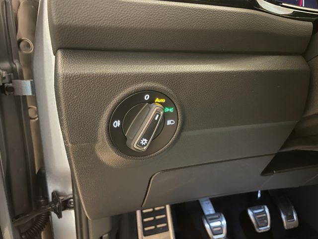 VOLKSWAGEN T-Roc usata, con Climatizzatore