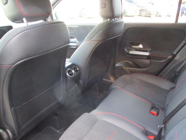 MERCEDES-BENZ GLA 200 usata 29