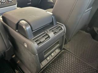 LAND ROVER Defender usata, con Autoradio