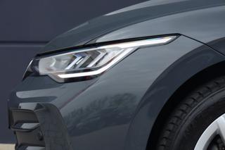 VOLKSWAGEN Golf usata, con Fari full-led