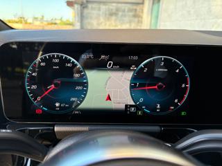 MERCEDES-BENZ GLA 180 usata, con Touch screen