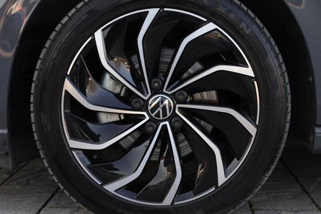 VOLKSWAGEN Golf Variant usata, con Vivavoce