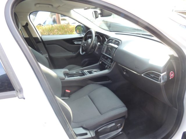 JAGUAR F-Pace usata, con Climatizzatore