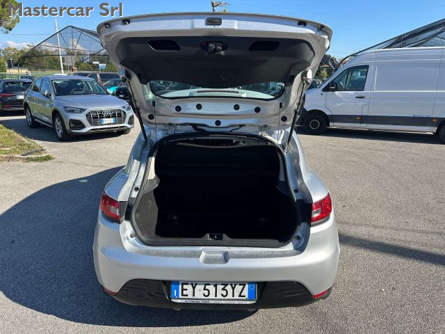 RENAULT Clio usata, con Sistema di navigazione