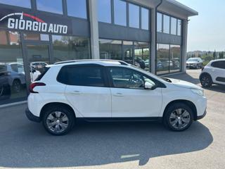 PEUGEOT 2008 usata, con Airbag
