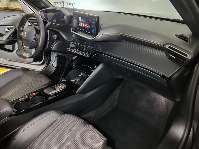PEUGEOT 2008 usata, con Cruise Control