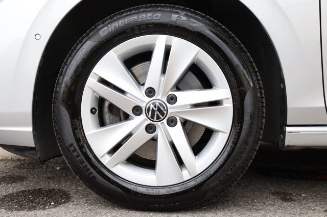 VOLKSWAGEN Golf Variant usata 130