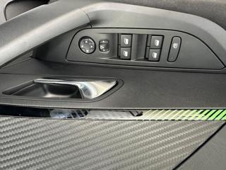 PEUGEOT 2008 usata 21