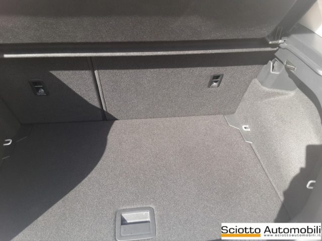VOLKSWAGEN T-Cross usata, con Bracciolo