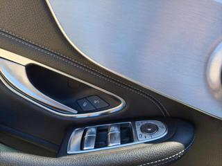 MERCEDES-BENZ C 220 usata, con Telecamera per parcheggio assistito