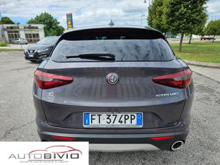 ALFA ROMEO Stelvio usata, con Alzacristalli elettrici