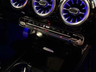 MERCEDES-BENZ CLA 250 usata, con Touch screen