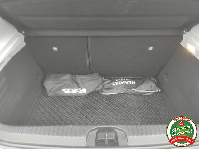 RENAULT Clio usata, con Bluetooth
