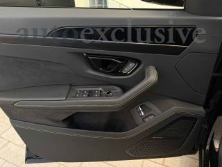 LAMBORGHINI Urus usata 15
