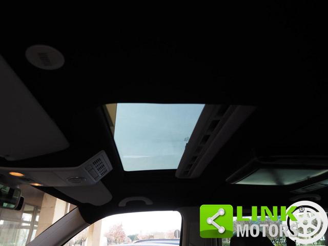 VOLKSWAGEN Caravelle usata 15