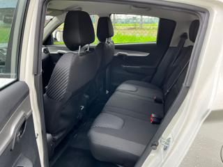 MAHINDRA KUV100 usata, con ESP