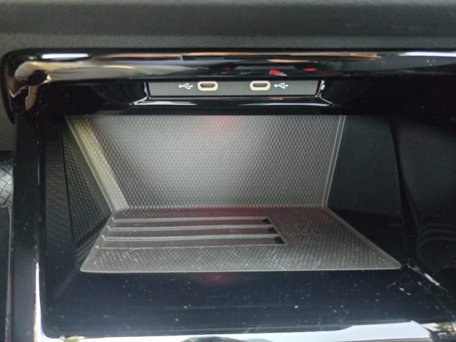 VOLKSWAGEN Golf usata 79