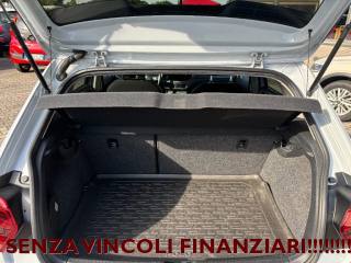 VOLKSWAGEN Polo usata, con Autoradio