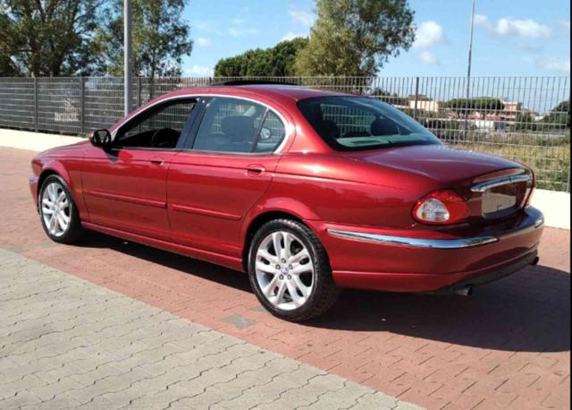 JAGUAR X-Type usata, con Airbag
