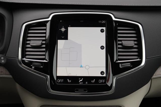 VOLVO XC90 usata, con Sensori di parcheggio anteriori