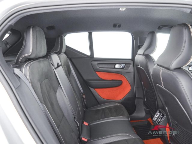 VOLVO XC40 usata 10