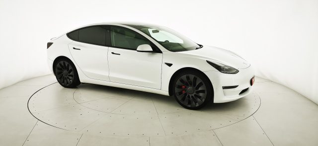 TESLA Model 3 usata, con Bracciolo