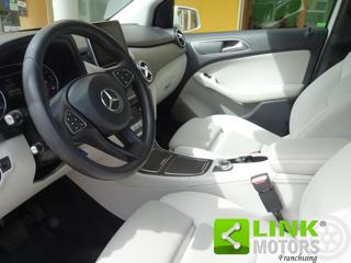 MERCEDES-BENZ B 180 usata, con Cerchi in lega