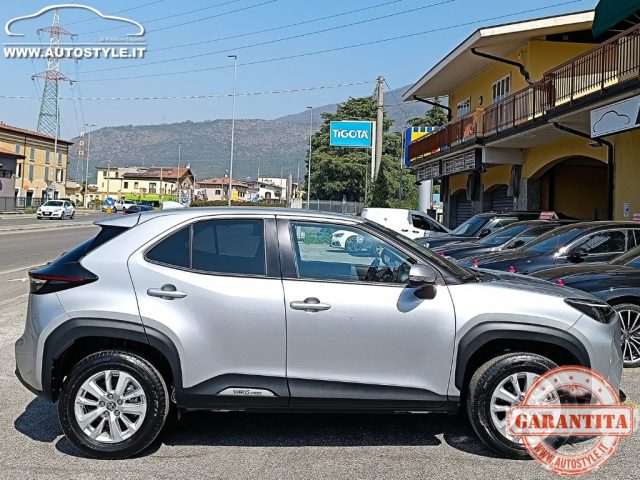 TOYOTA Yaris Cross usata, con Autoradio
