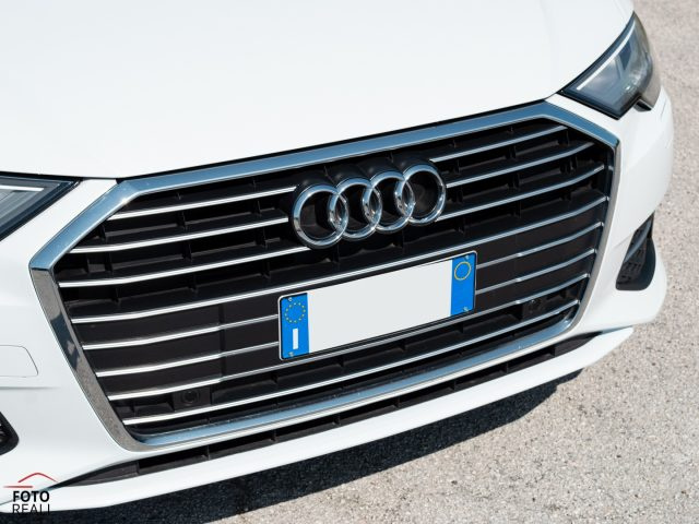 AUDI A6 usata, con Autoradio digitale