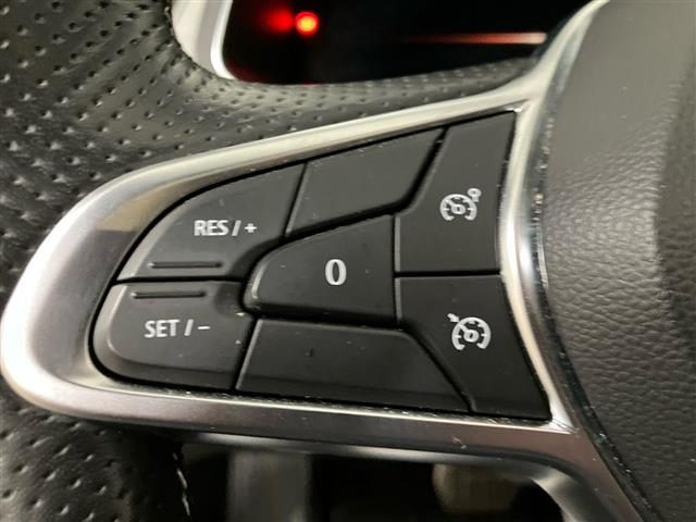 RENAULT Captur usata, con Sensori di parcheggio posteriori