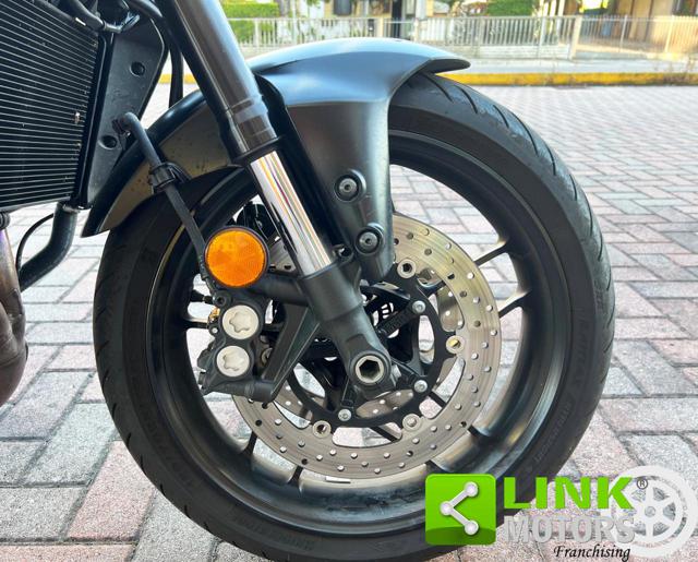 YAMAHA MT-09 usata 7