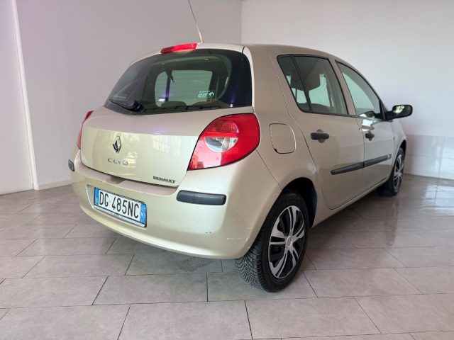RENAULT Clio usata 8