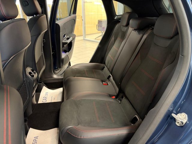 MERCEDES-BENZ GLA 200 usata, con Portellone posteriore elettrico