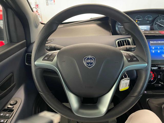 LANCIA Ypsilon usata, con Sedile posteriore sdoppiato