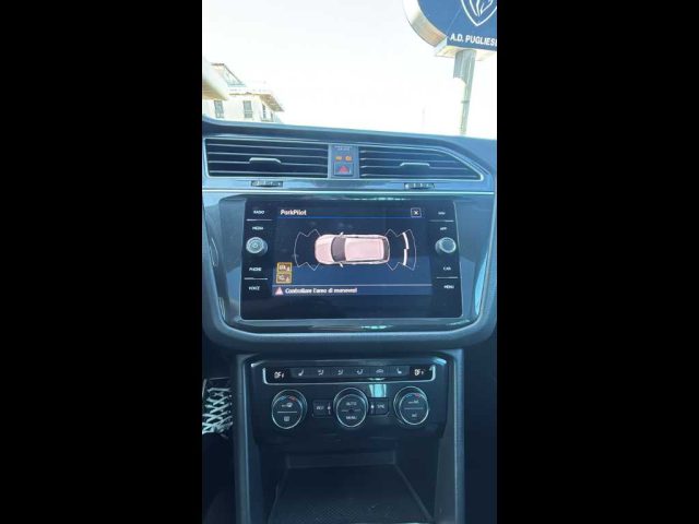 VOLKSWAGEN Tiguan usata, con Adaptive Cruise Control