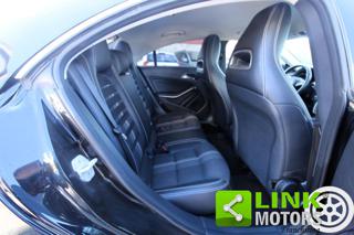 MERCEDES-BENZ CLA 220 usata, con Airbag testa
