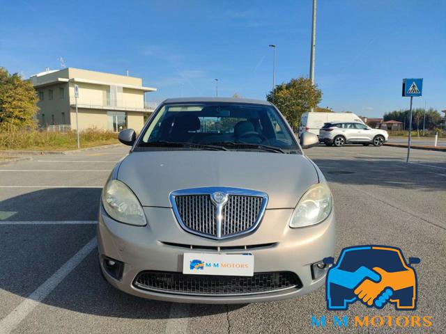 LANCIA Ypsilon usata, con Airbag