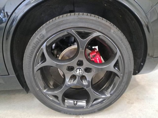 ALFA ROMEO Stelvio usata, con Regolazione elettrica sedili