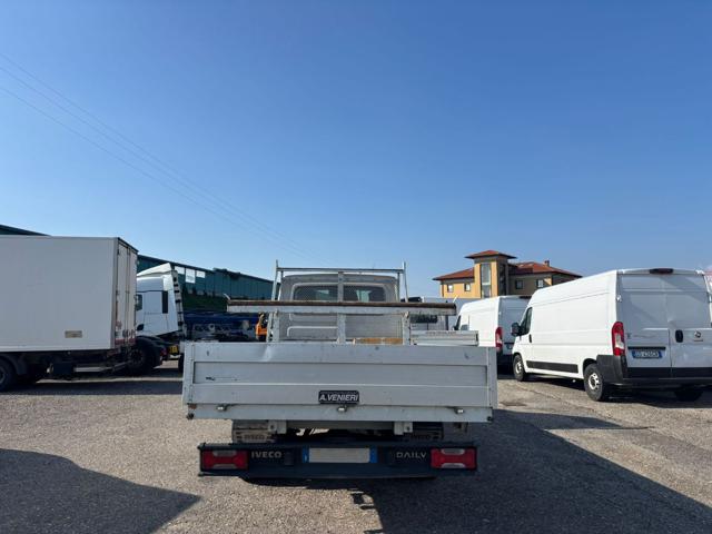 IVECO Daily usata, con Controllo automatico clima