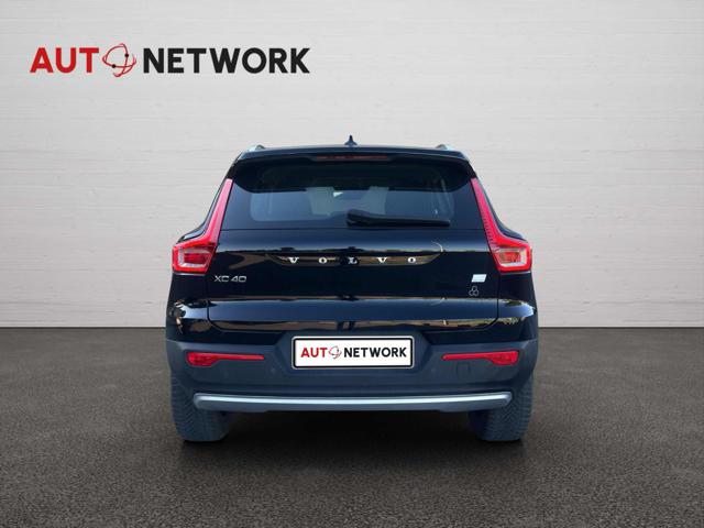 VOLVO XC40 usata, con Autoradio