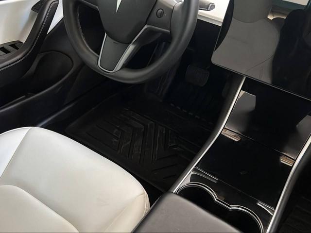TESLA Model 3 usata, con Volante in pelle