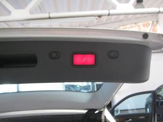 MERCEDES-BENZ E 320 usata, con Controllo trazione